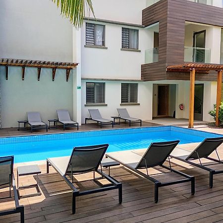 Appt Neuf De 2Ch Ds Residence Avec Piscine, Route Cotiere Grand Baie Bagian luar foto