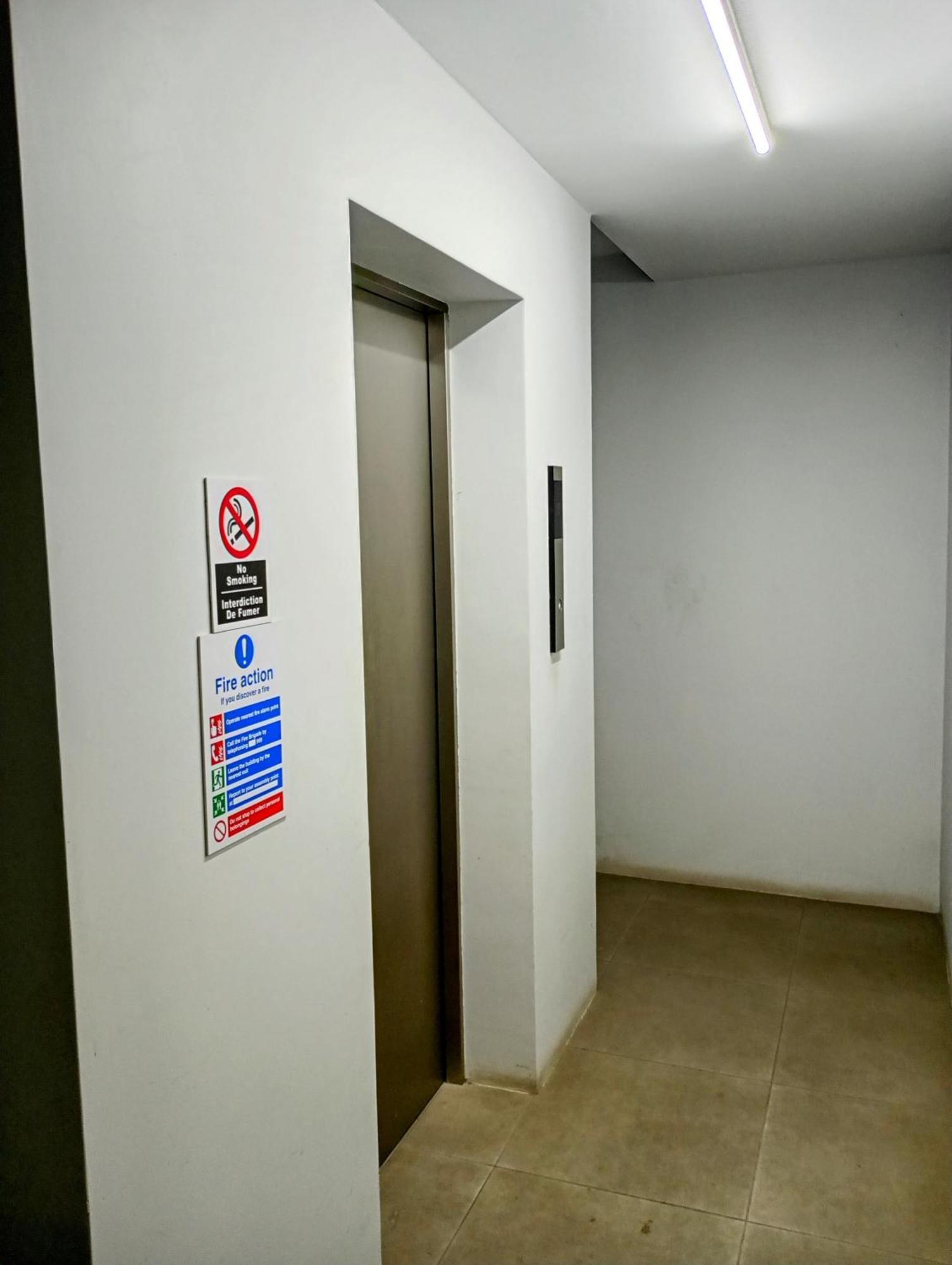 Appt Neuf De 2Ch Ds Residence Avec Piscine, Route Cotiere Grand Baie Bagian luar foto